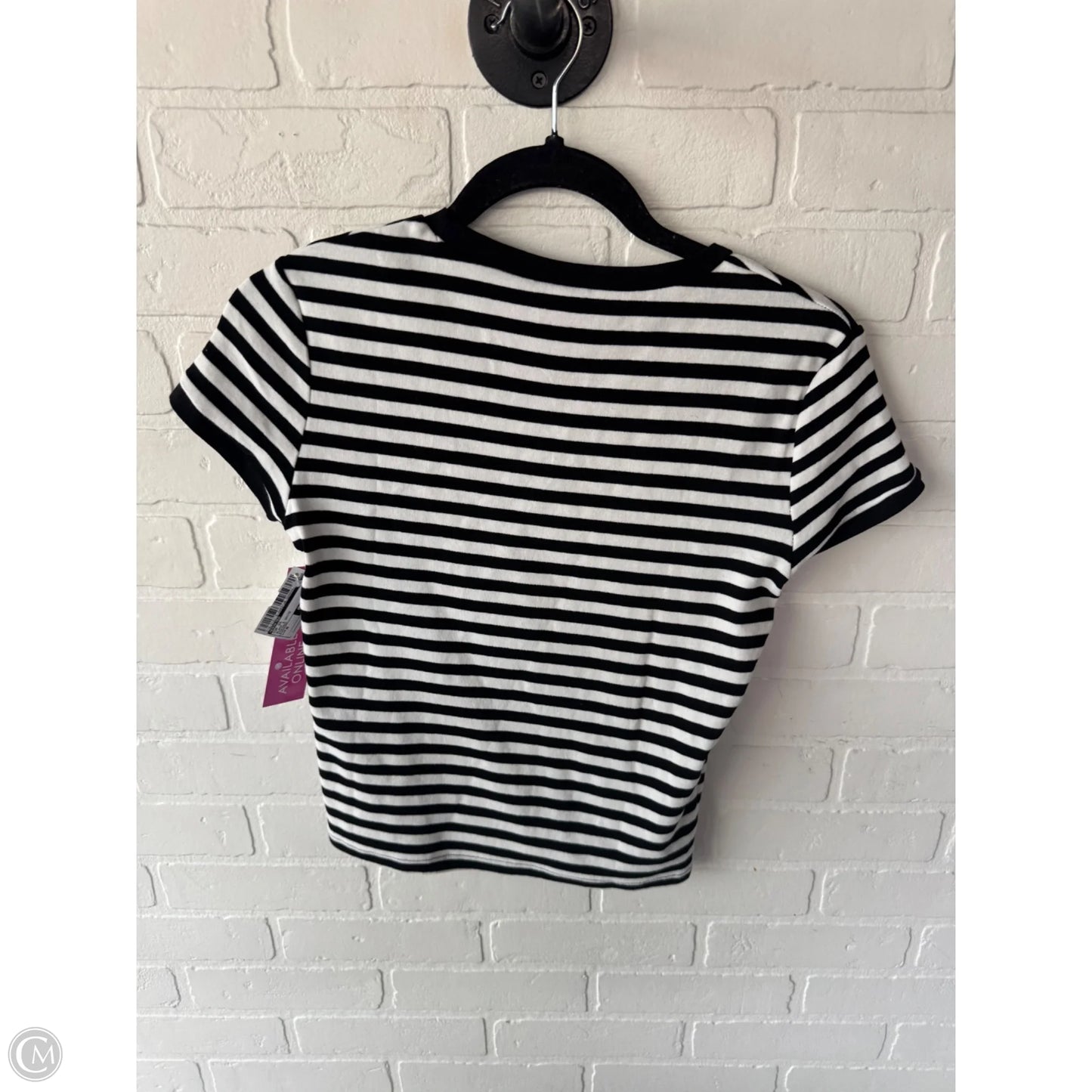 Top Short Sleeve By Edikted In Black & White, Size: M