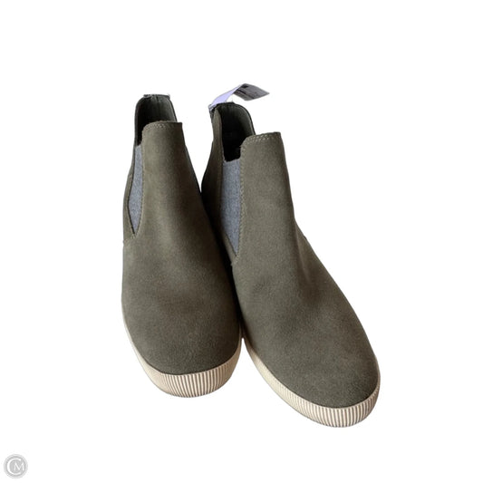 Boots Ankle Flats By Sorel In Green, Size: 8