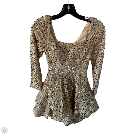Dress Party Short By Clothes Mentor In Gold, Size: S