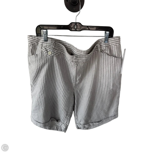 Shorts By Inc In Grey & White, Size: 18