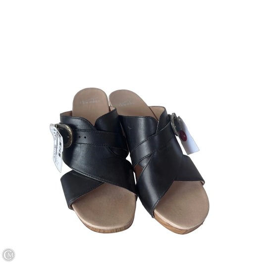 Sandals Heels Block By Dansko In Black & Brown, Size: 9