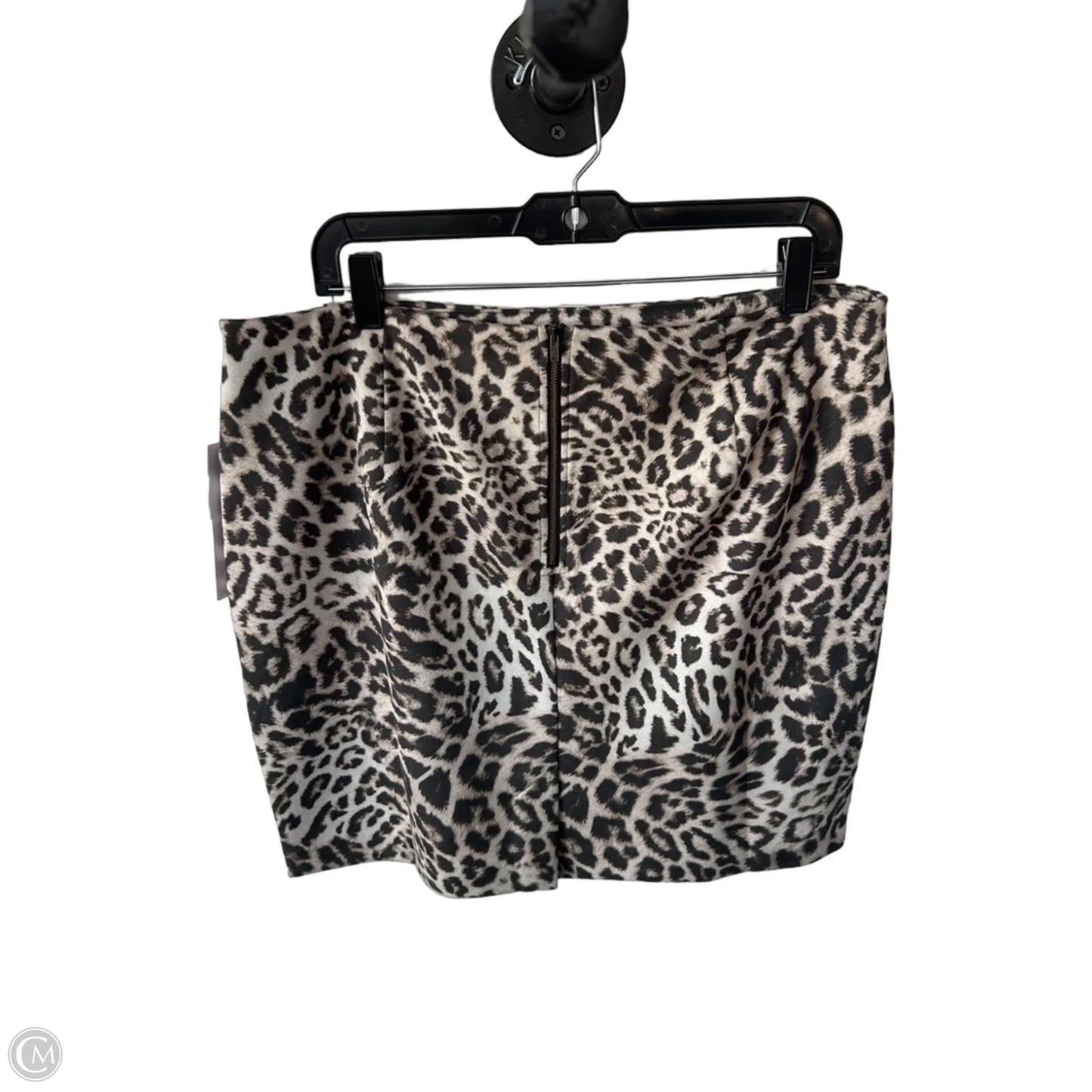 Skirt Mini & Short By Cabi In Leopard Print, Size: 14
