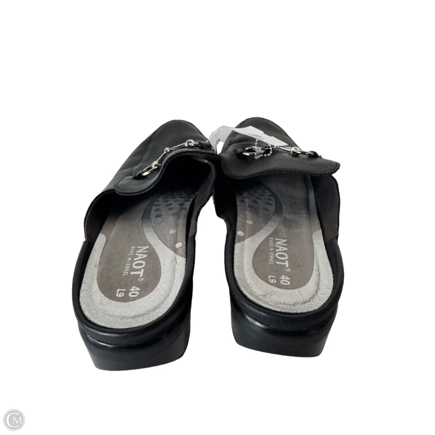 Shoes Flats By Naot In Black & Silver, Size: 9.5
