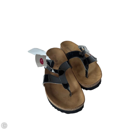 Sandals Flats By Cmb In Black & Tan, Size: 9