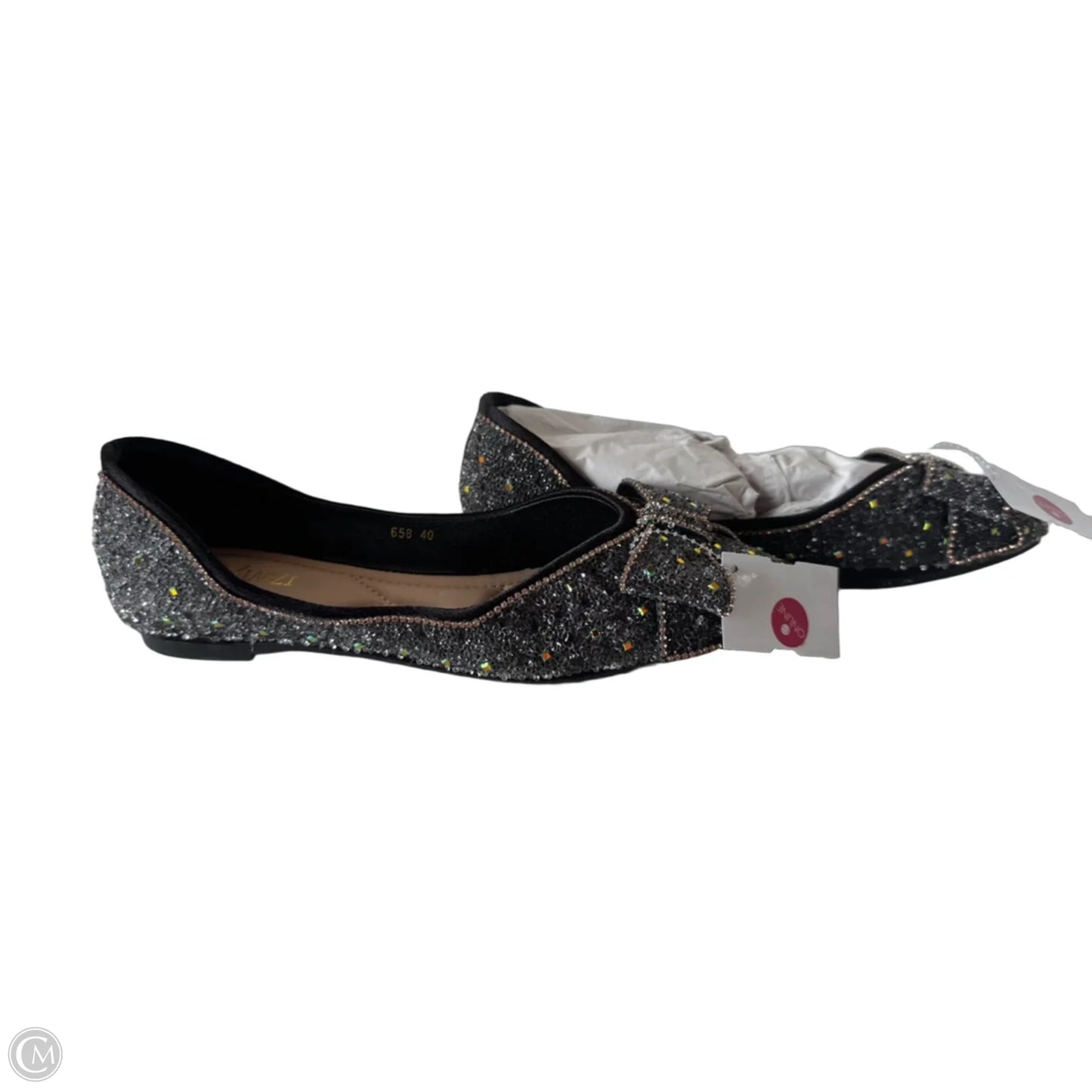 Shoes Flats By Clothes Mentor In Black & Gold, Size: 8.5