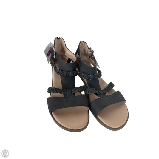 Sandals Flats By Journee In Black, Size: 6.5