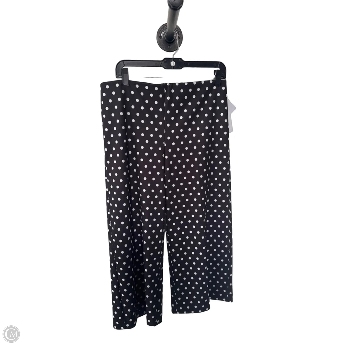 Pants Cropped By Chicos In Black & White, Size: 10