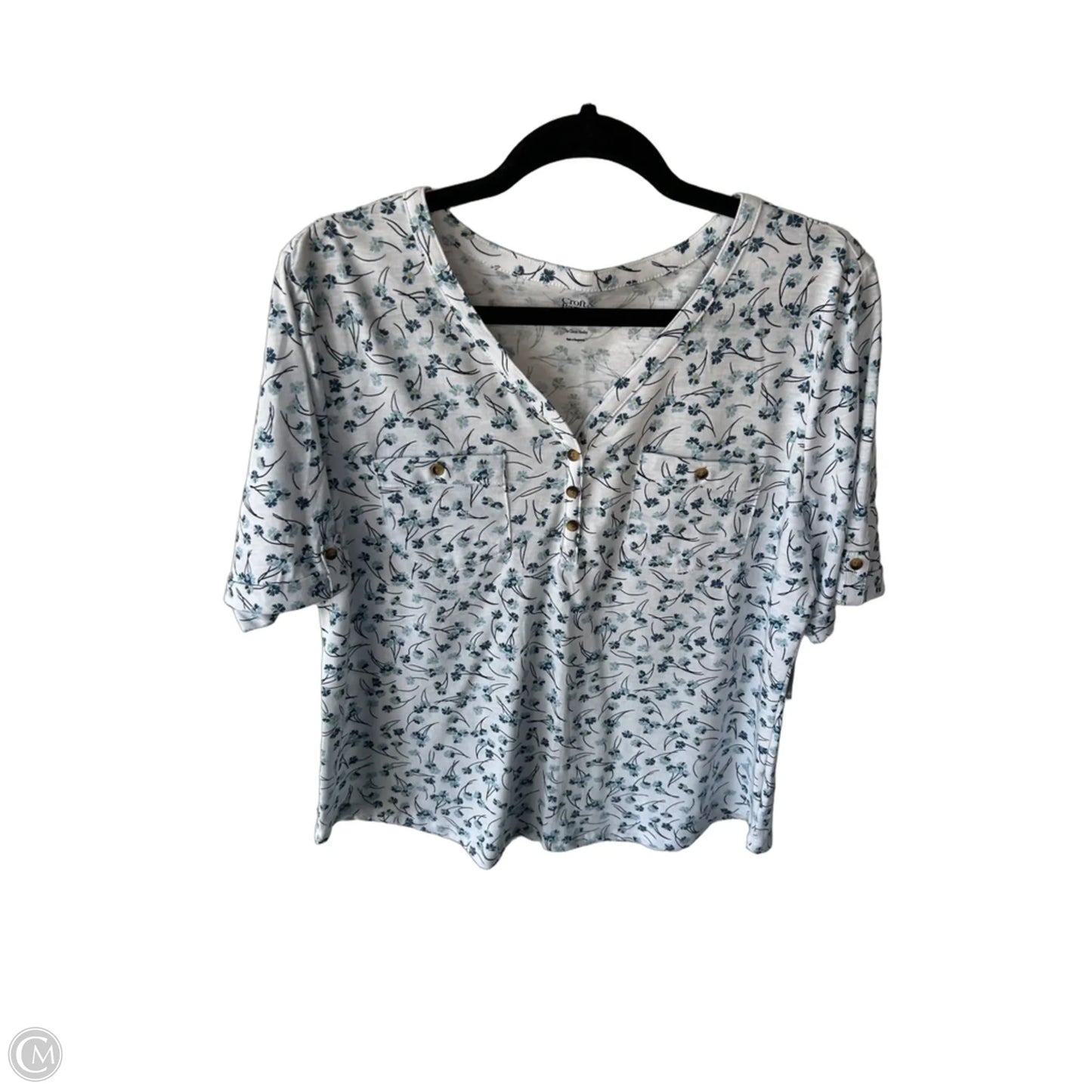 Top Short Sleeve By Croft And Barrow In Blue & White, Size: Lp