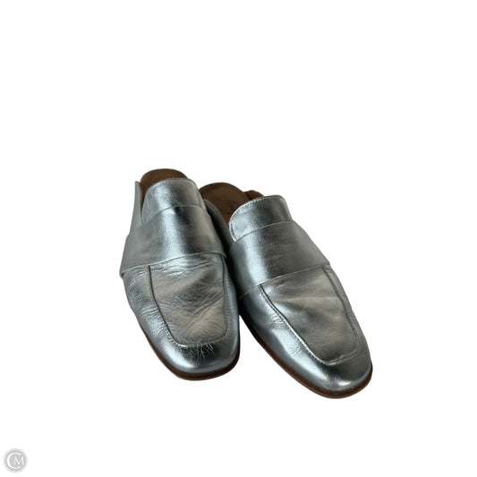 Shoes Flats By Free People In Silver, Size: 8.5