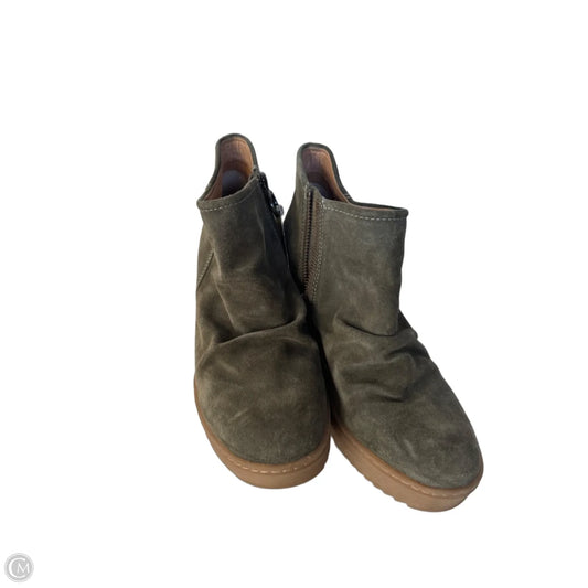 Boots Ankle Heels By Sofft In Green & Tan, Size: 7.5