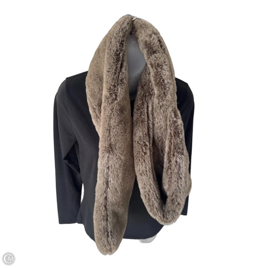 Scarf Winter By Clothes Mentor In Brown