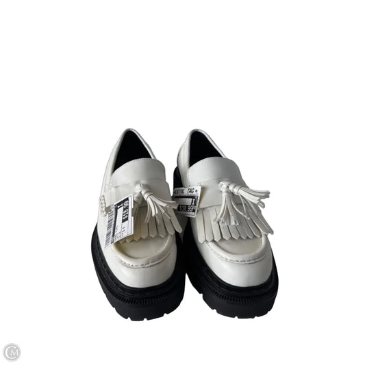 Shoes Flats By H&m In White, Size: 5.5