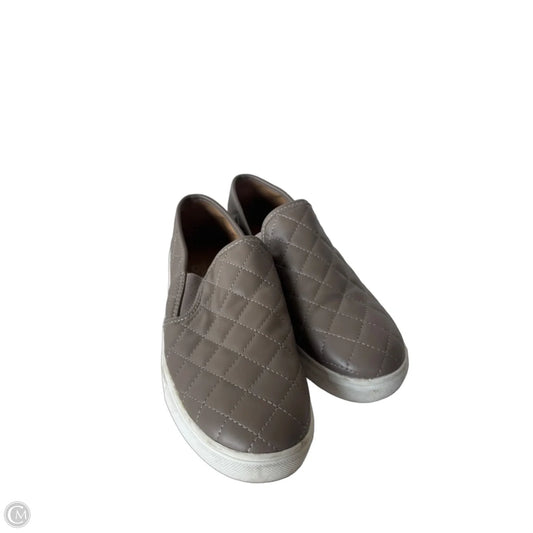 Shoes Flats By Clothes Mentor In Brown, Size: 8.5