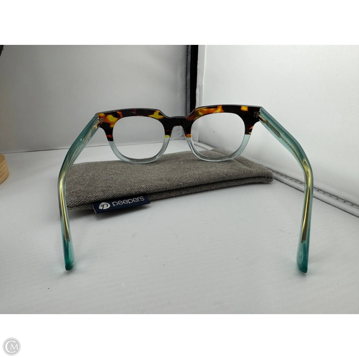 Sunglasses By PEEPERS, Size:
