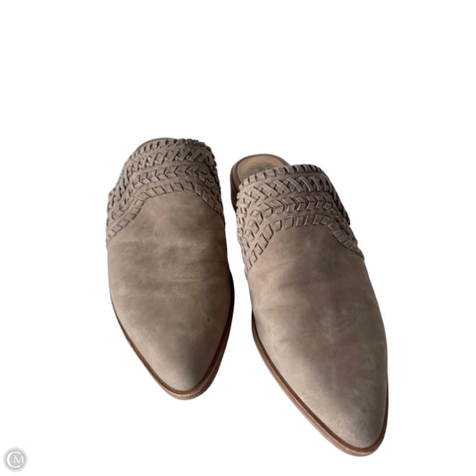 Shoes Flats By Vince Camuto In Brown, Size: 7.5