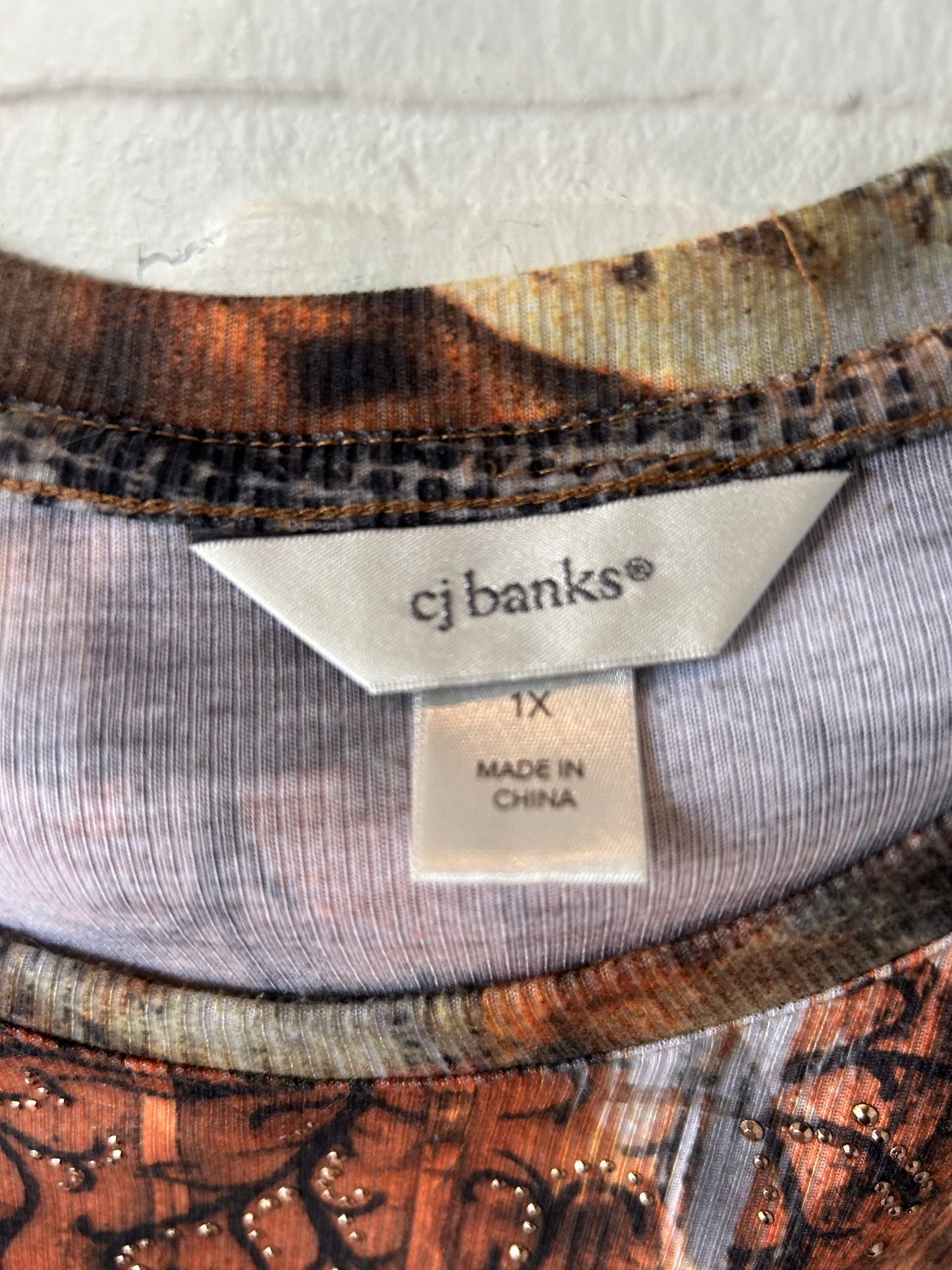 Top 3/4 Sleeve By Cj Banks In Multi-colored, Size: 1x