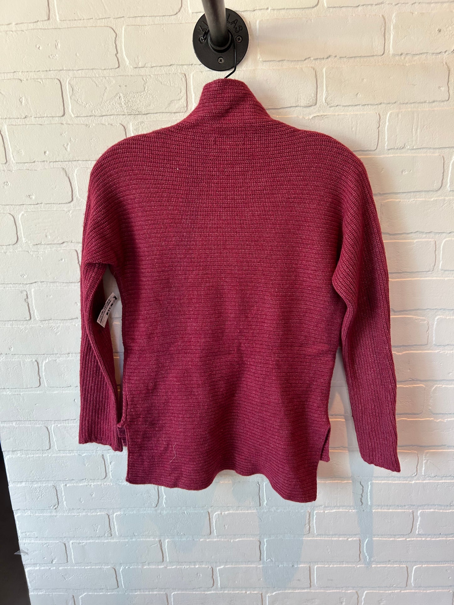 Sweater By Clothes Mentor In Red, Size: M