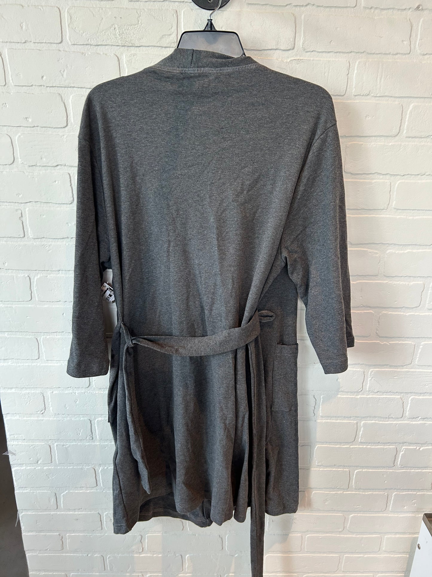 Robe By Clothes Mentor In Grey, Size: M