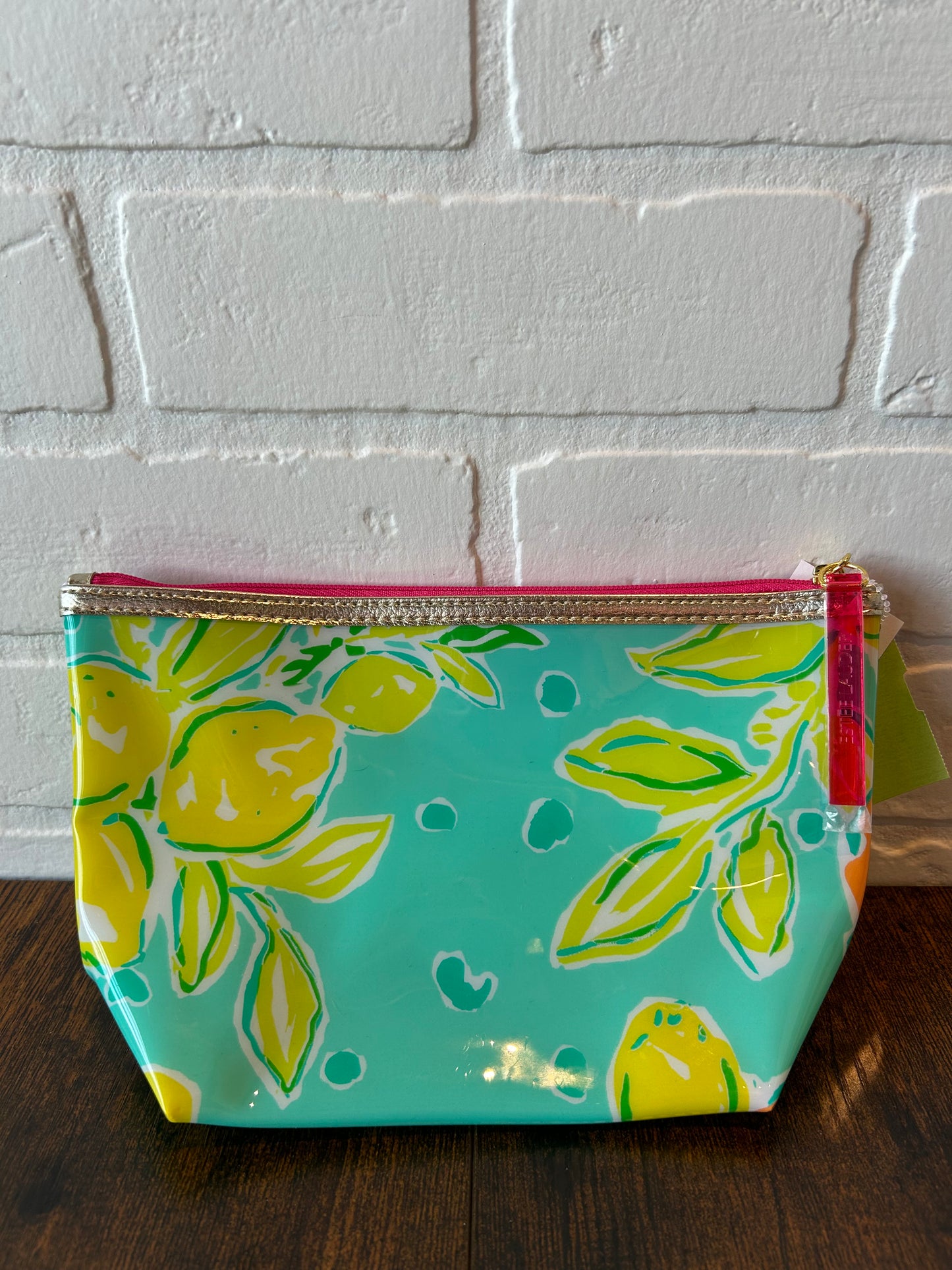 Makeup Bag By Lilly Pulitzer  Size: Small