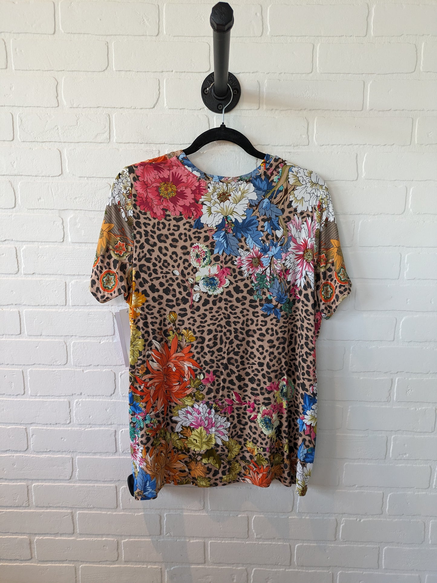 Top Short Sleeve Designer By Johnny Was  Size: L