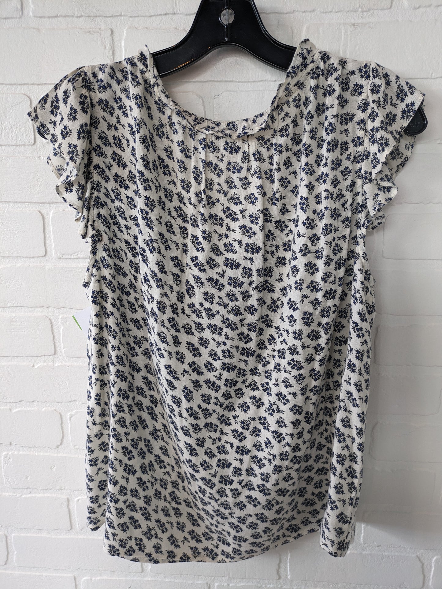Top Short Sleeve By Velvet By Graham & Spencer  Size: S