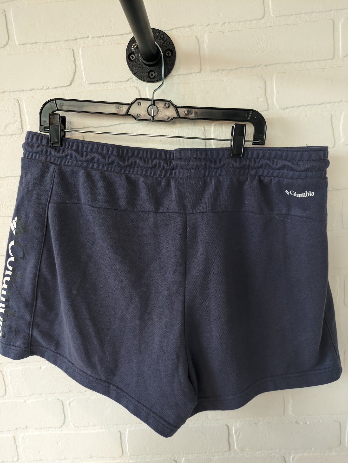 Athletic Shorts By Columbia  Size: 18