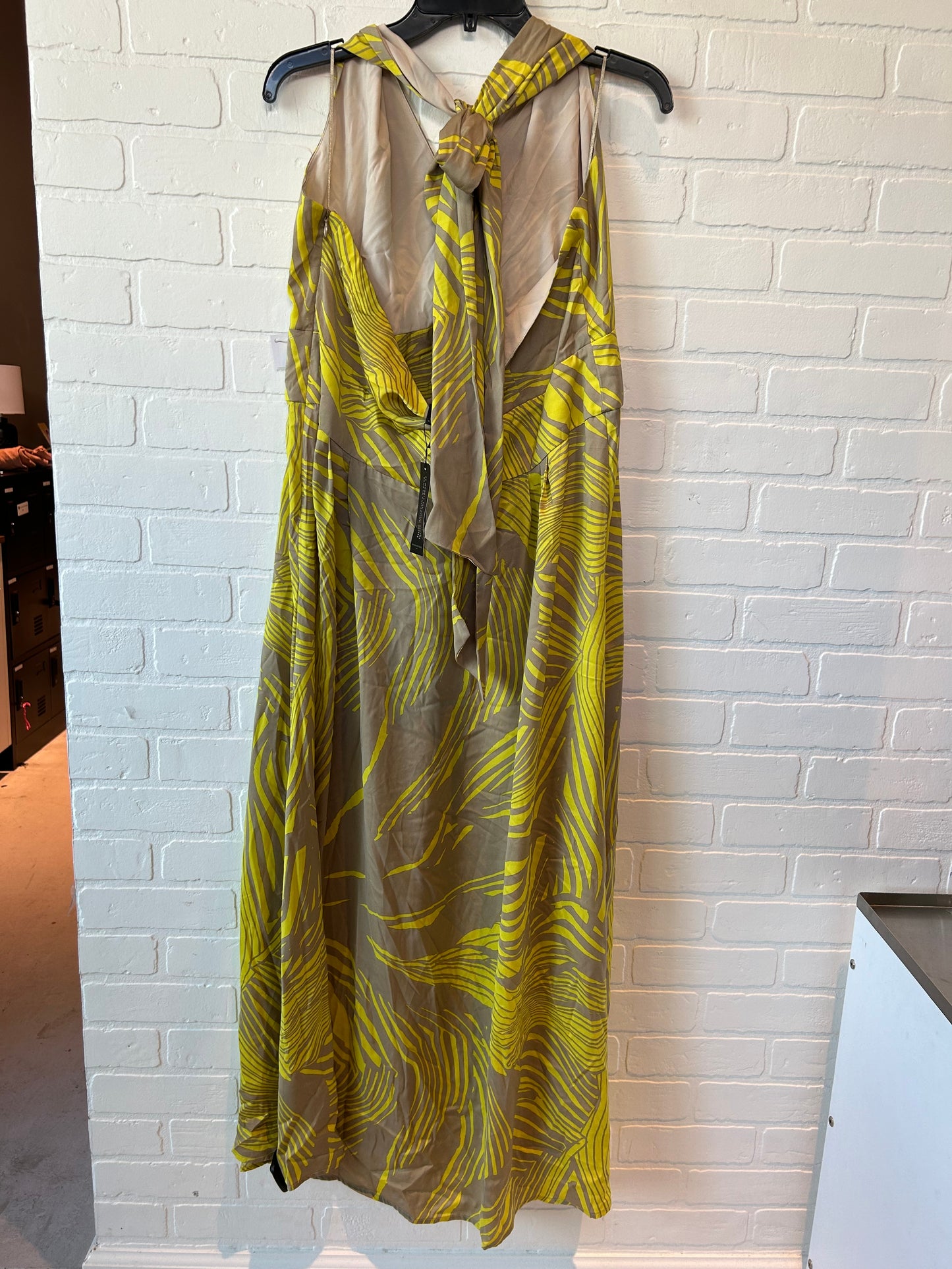 Tan & Yellow Dress Party Midi Banana Republic, Size 1x