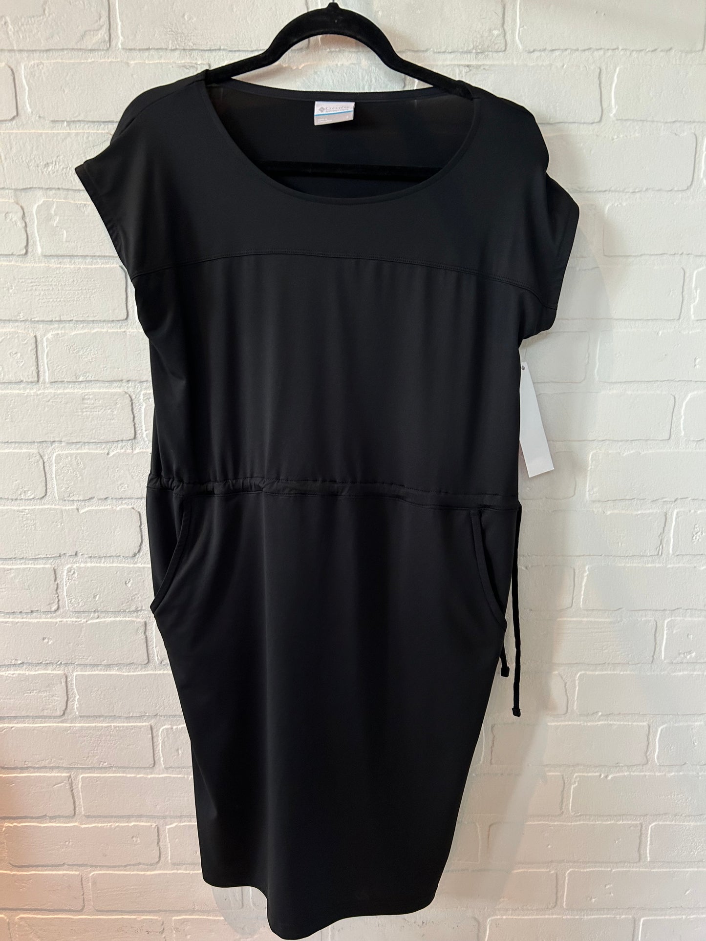 Black Athletic Dress Columbia, Size S