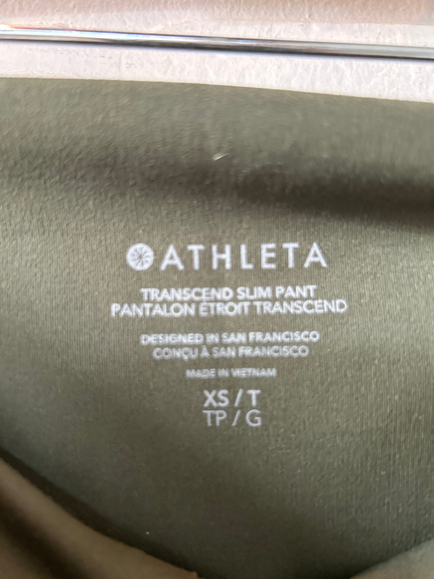 Green Athletic Pants Athleta, Size 0