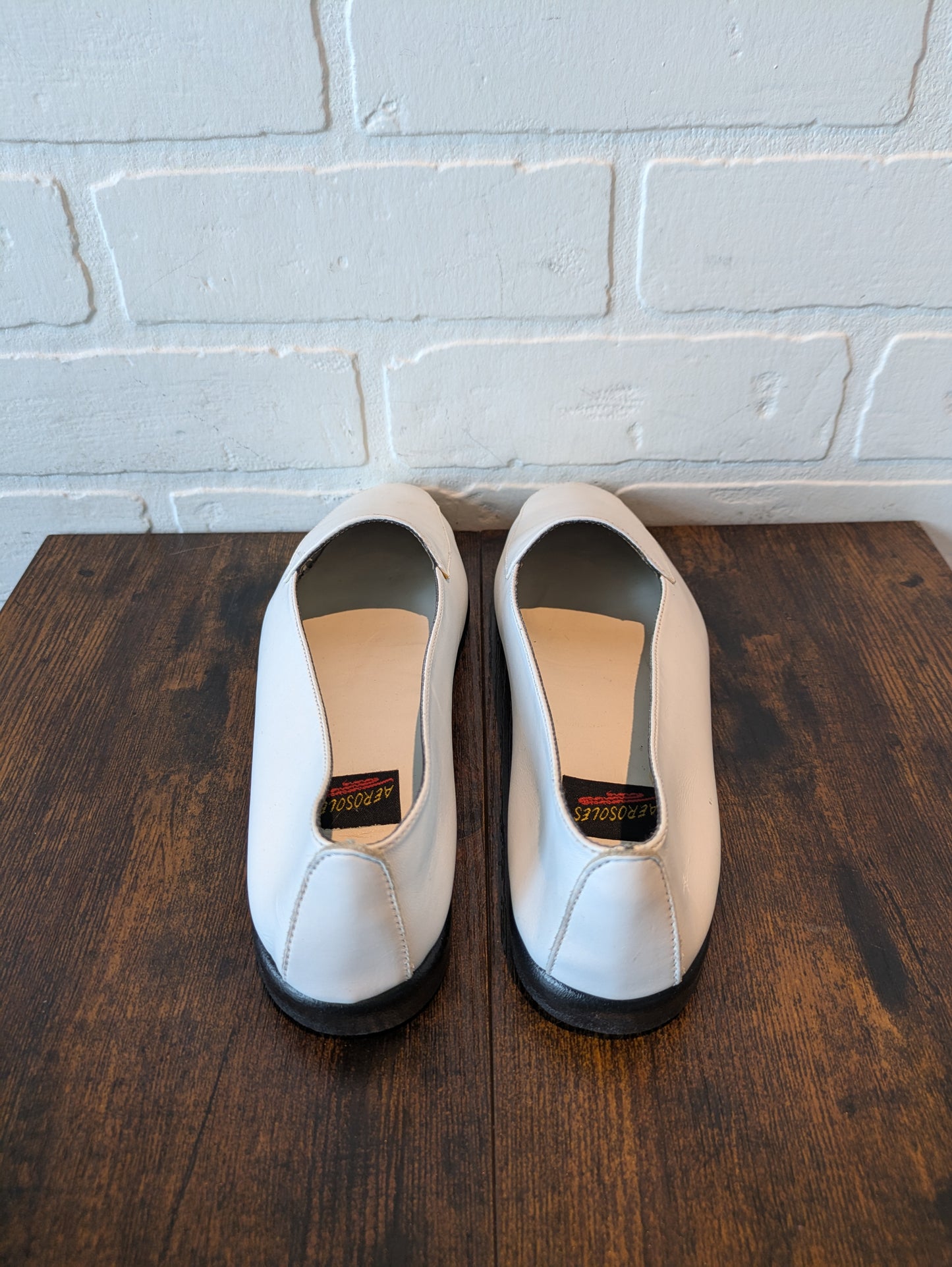 White Shoes Flats Aerosoles, Size 6.5