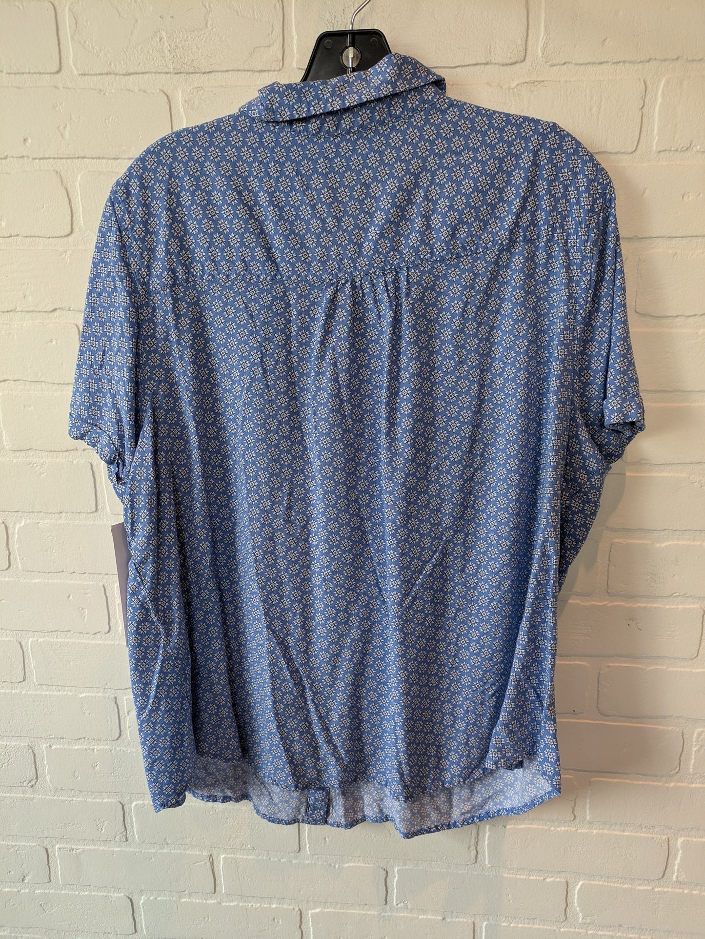 Top Short Sleeve By Croft And Barrow In Blue, Size: 2x