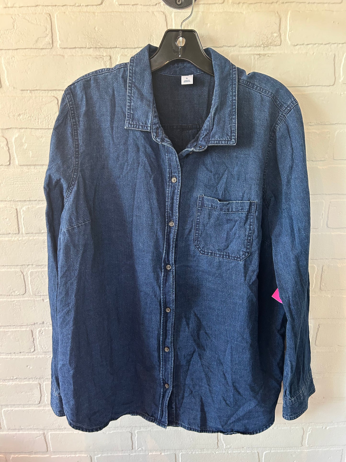 Top Long Sleeve By Old Navy In Blue Denim, Size: Xl