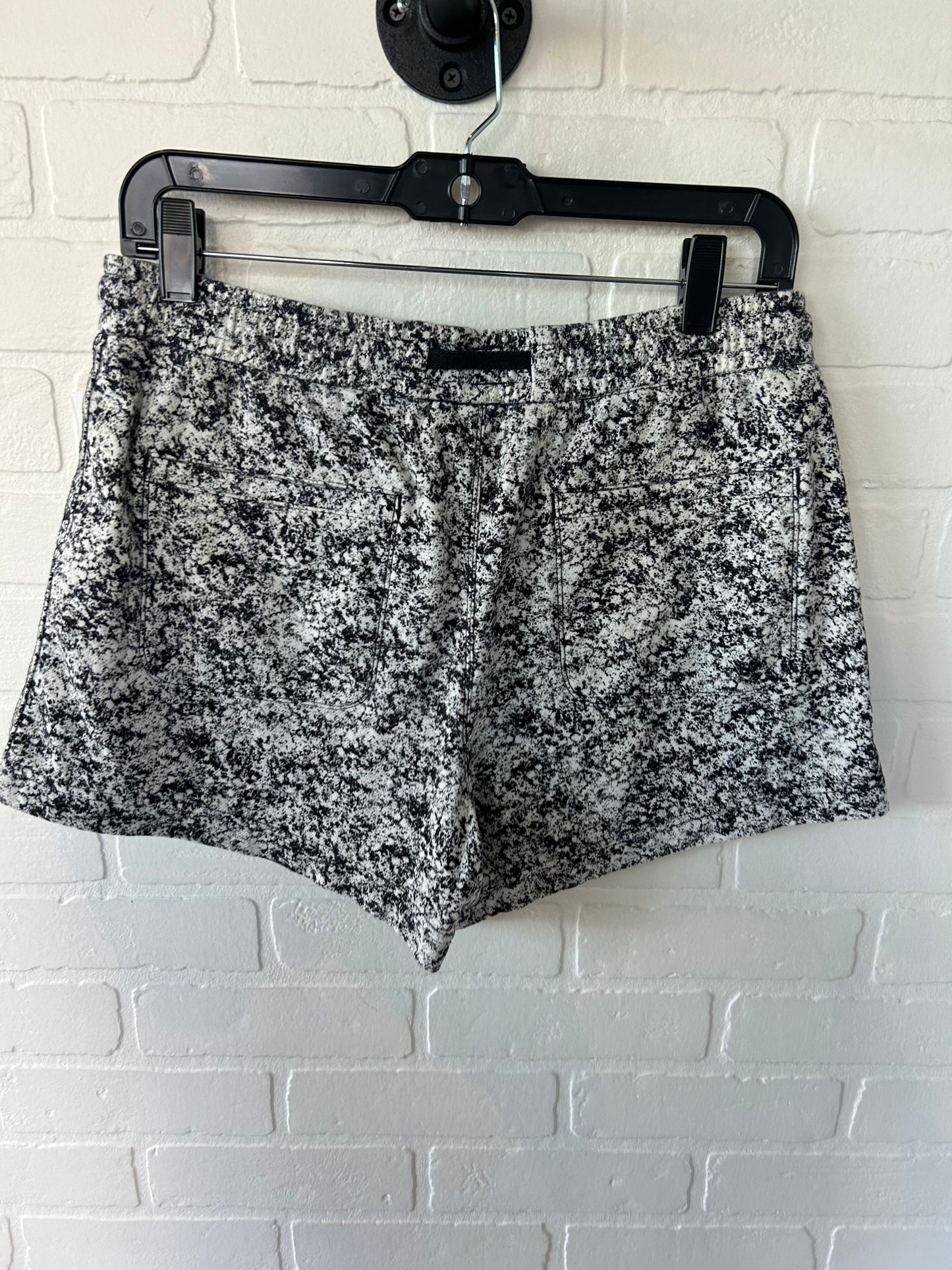 Athletic Shorts By Athleta In Black & White, Size: 8