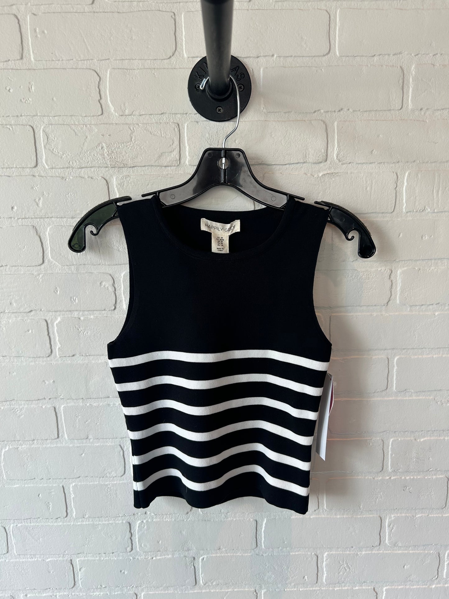 Top Sleeveless By Clothes Mentor In Black & White, Size: M