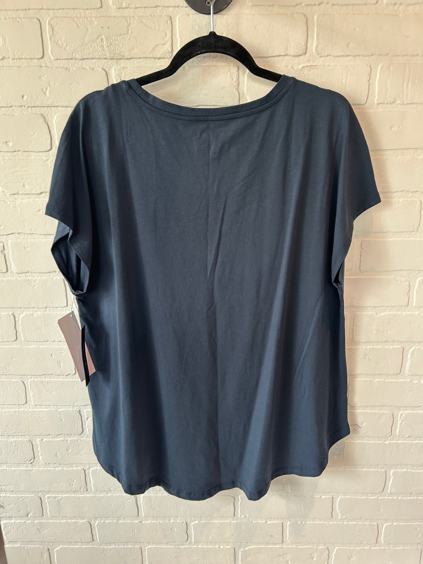 Top Short Sleeve Basic By Tahari By Arthur Levine In Blue, Size: 1x