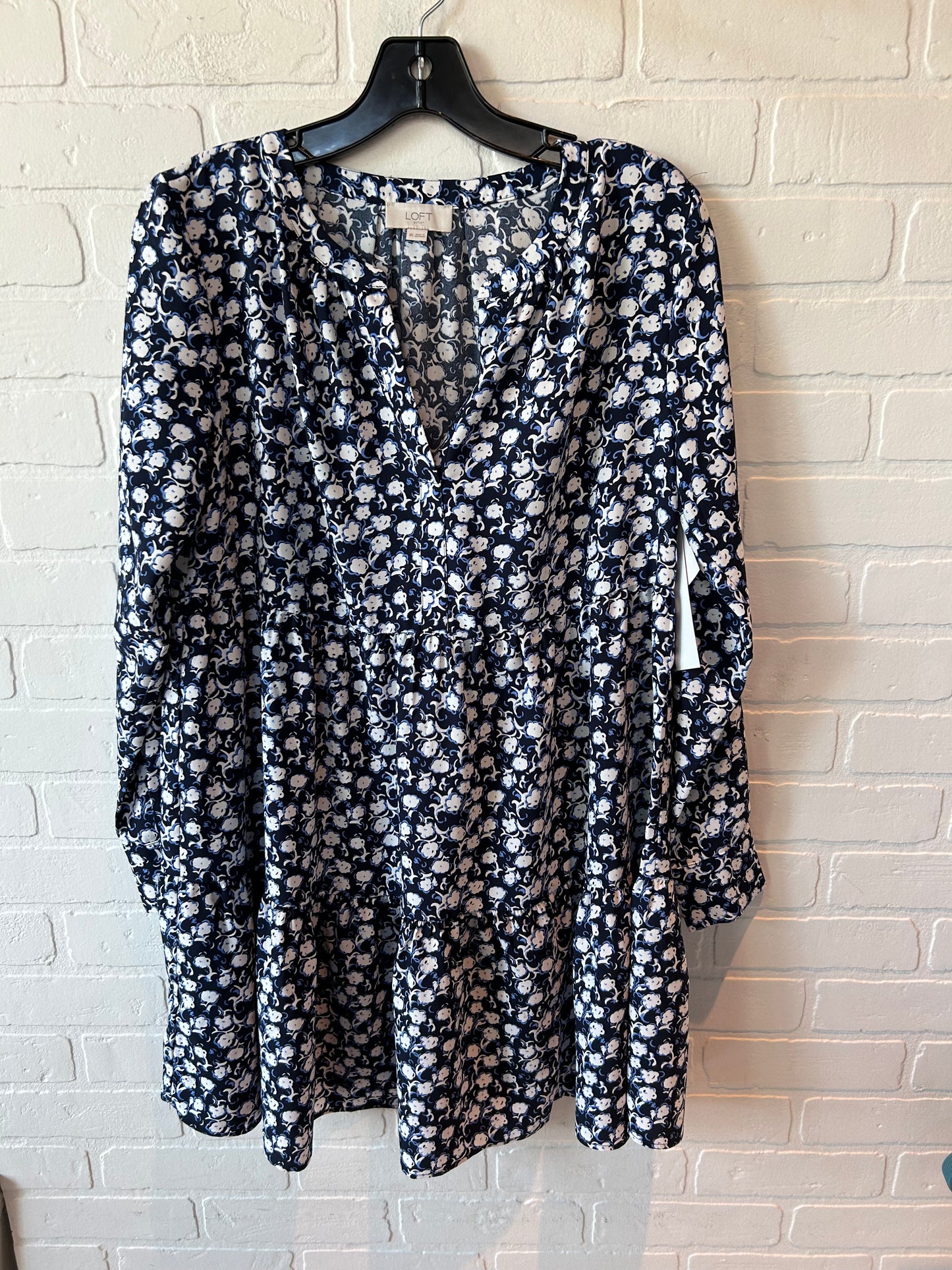 Dress Casual Short By Loft In Blue & White, Size: Xs