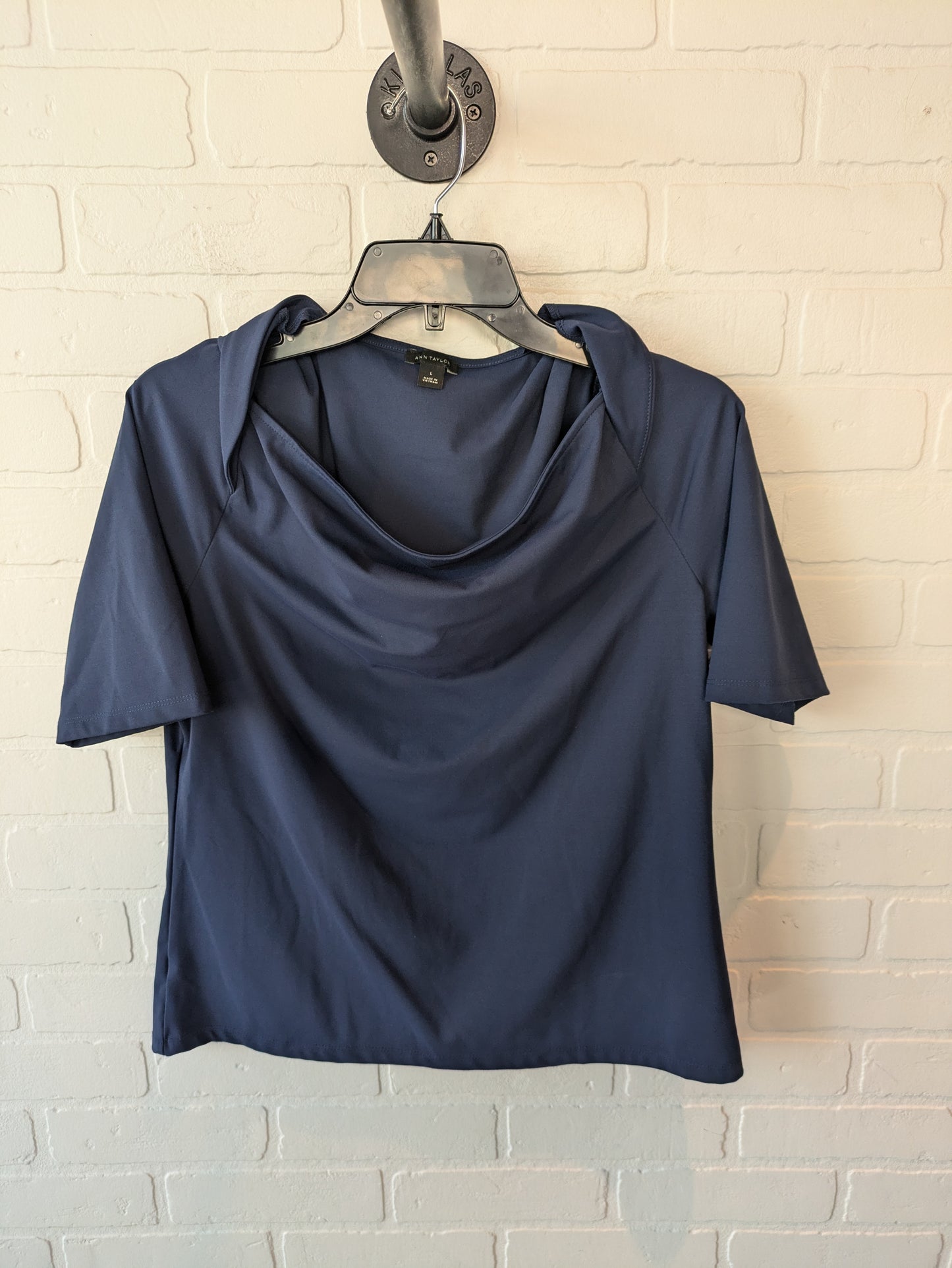 Top 3/4 Sleeve Basic By Ann Taylor In Blue, Size: L