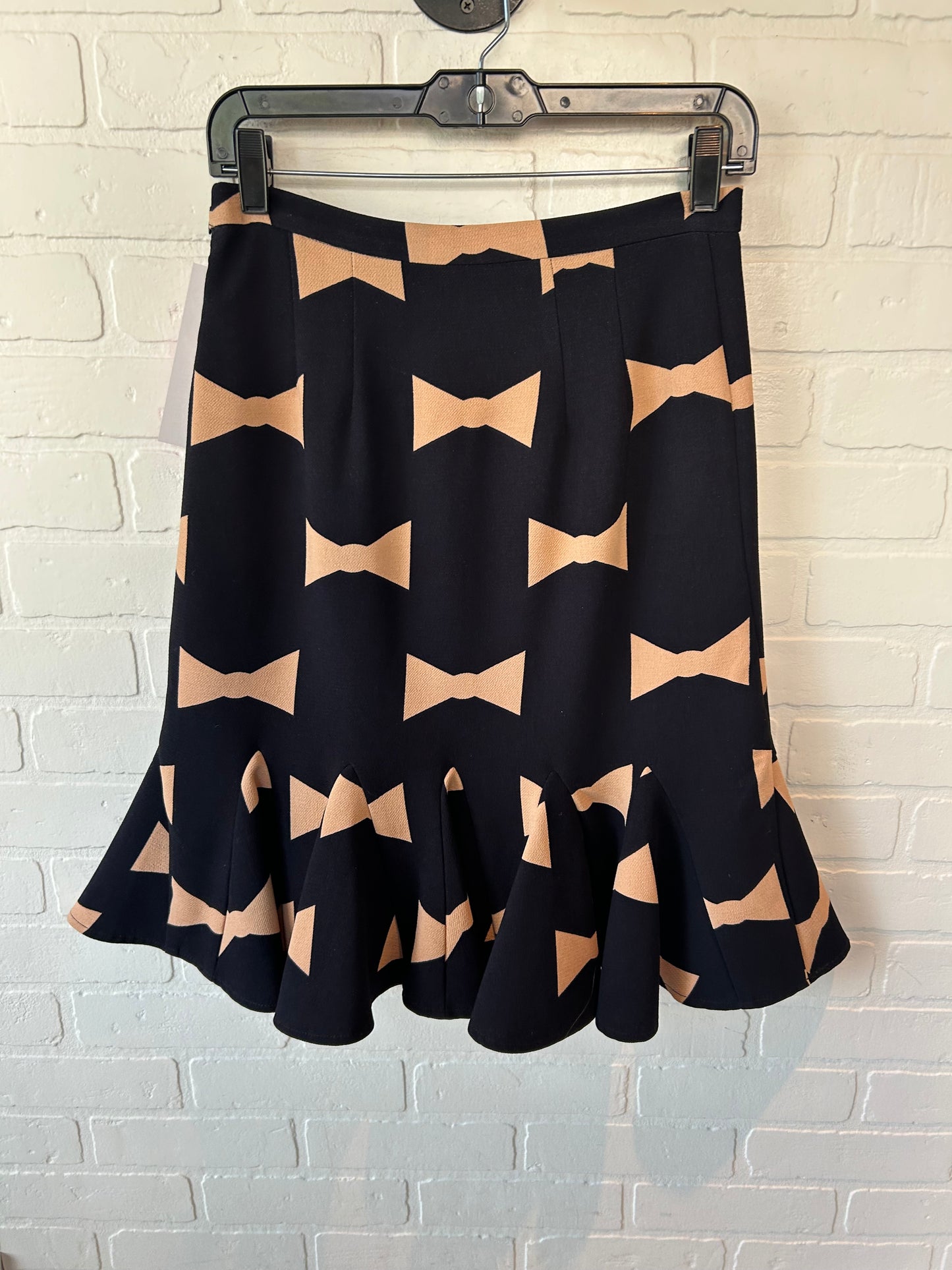 Skirt Midi By Eva Franco In Black & Pink, Size: 2