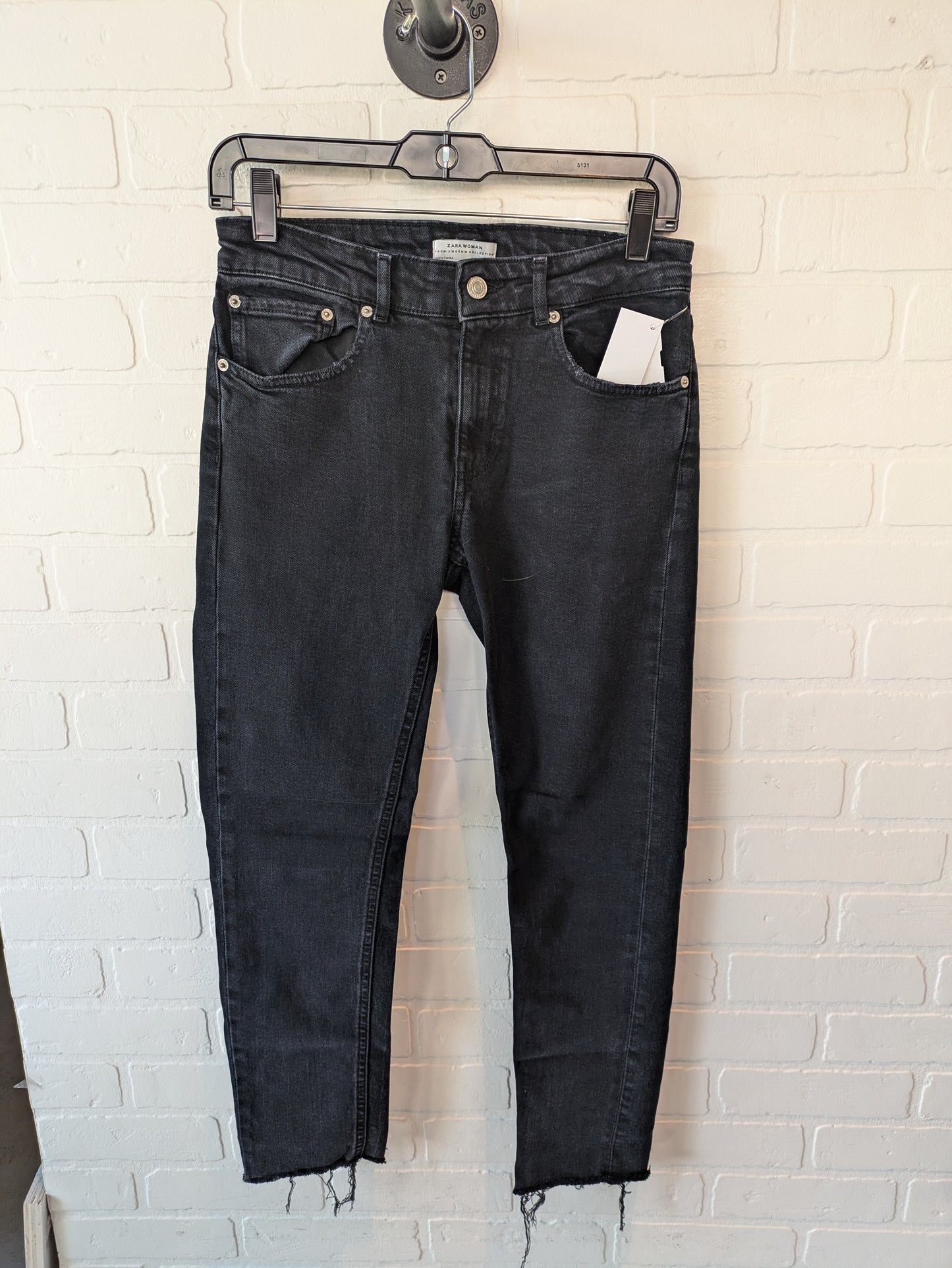 Jeans Straight By Zara Women In Black Denim, Size: 2