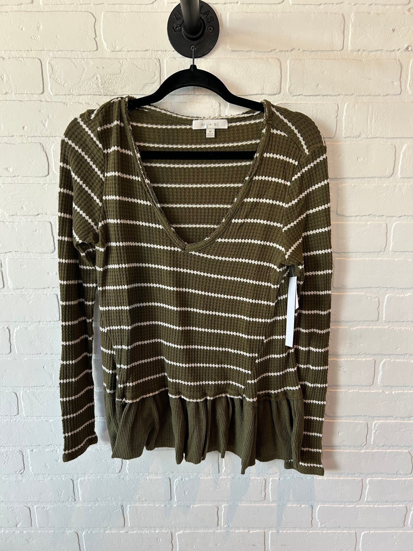 Top Long Sleeve By Eri + Ali In Green & White, Size: M