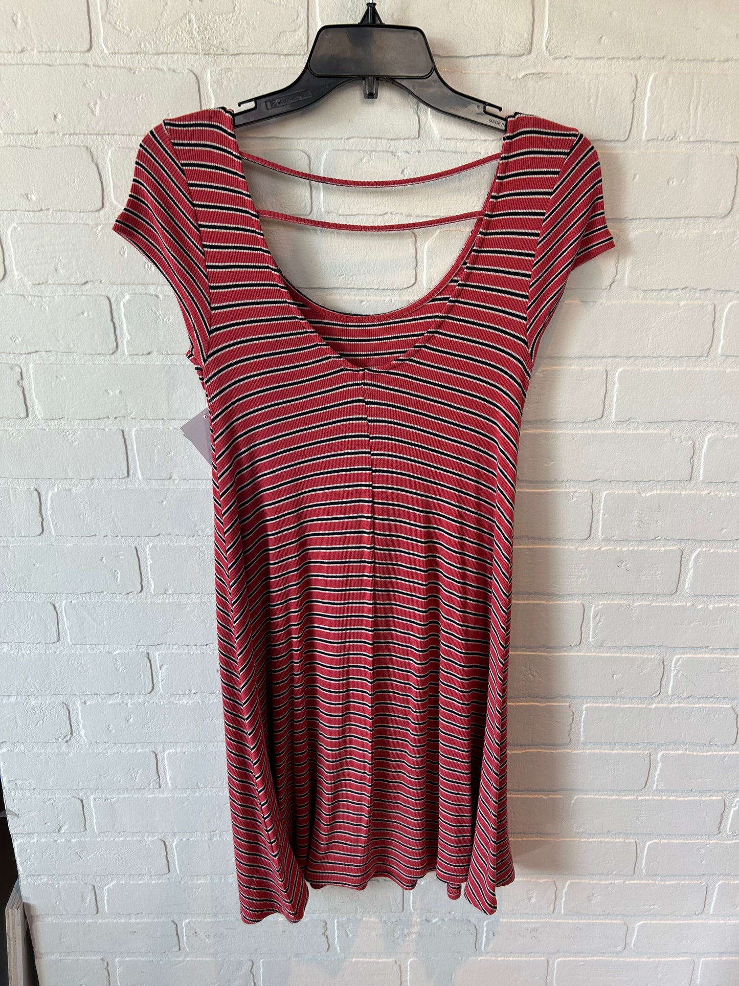 Dress Casual Short By American Eagle In Red, Size: Xs