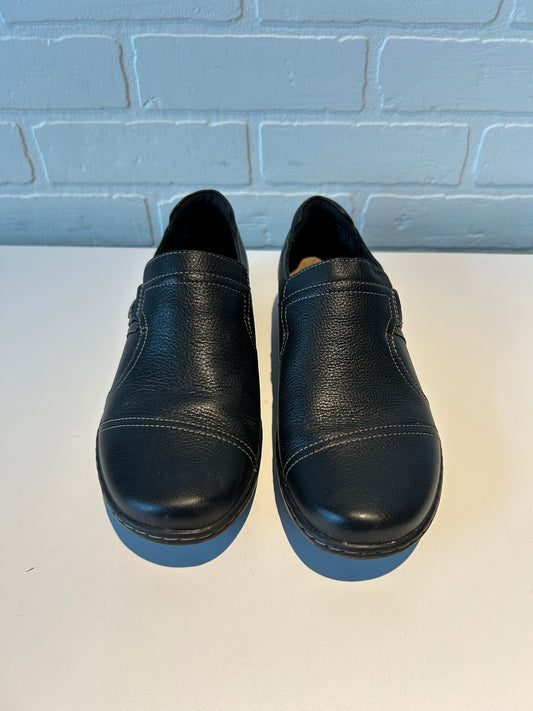 Shoes Flats By Clarks In Black, Size: 9