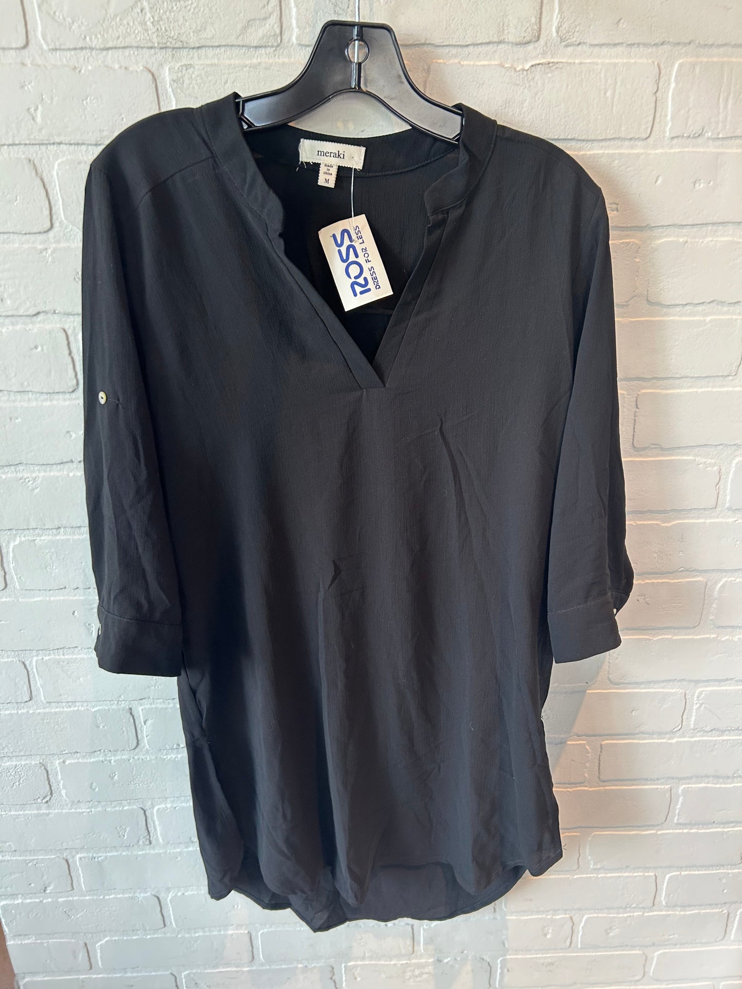 Top Long Sleeve By Clothes Mentor In Black, Size: M