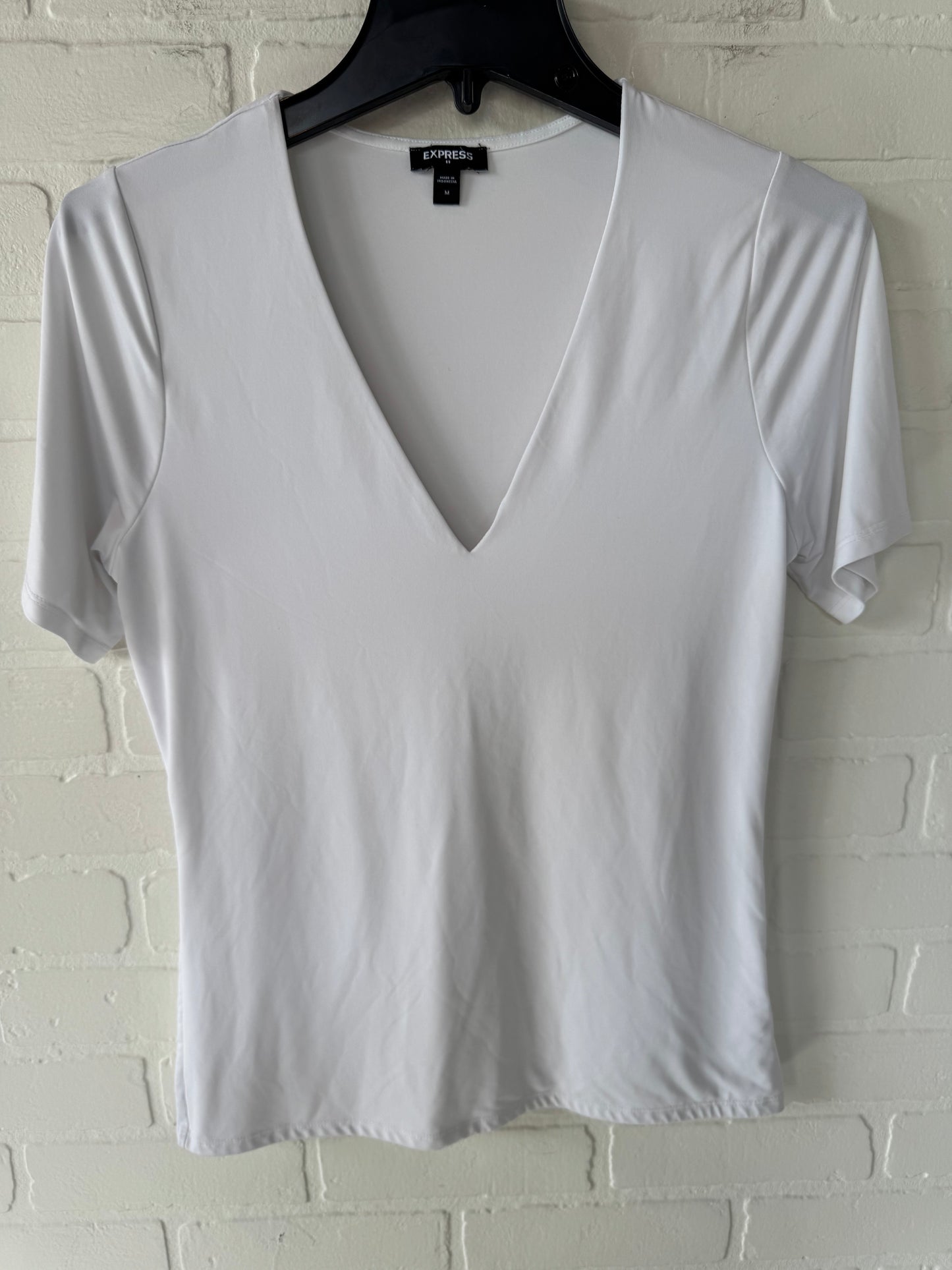 Top Short Sleeve By Express In White, Size: M