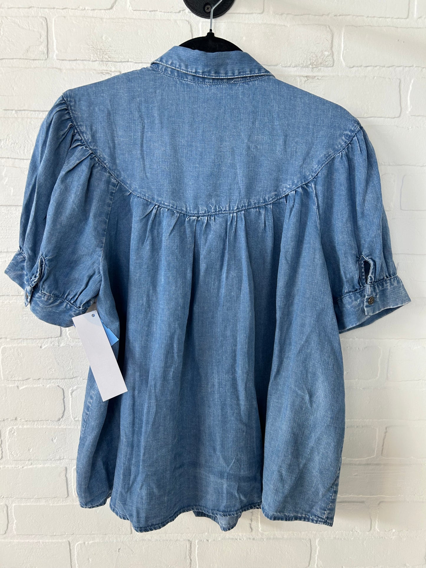 Top Short Sleeve By Jane And Delancey In Blue Denim, Size: L