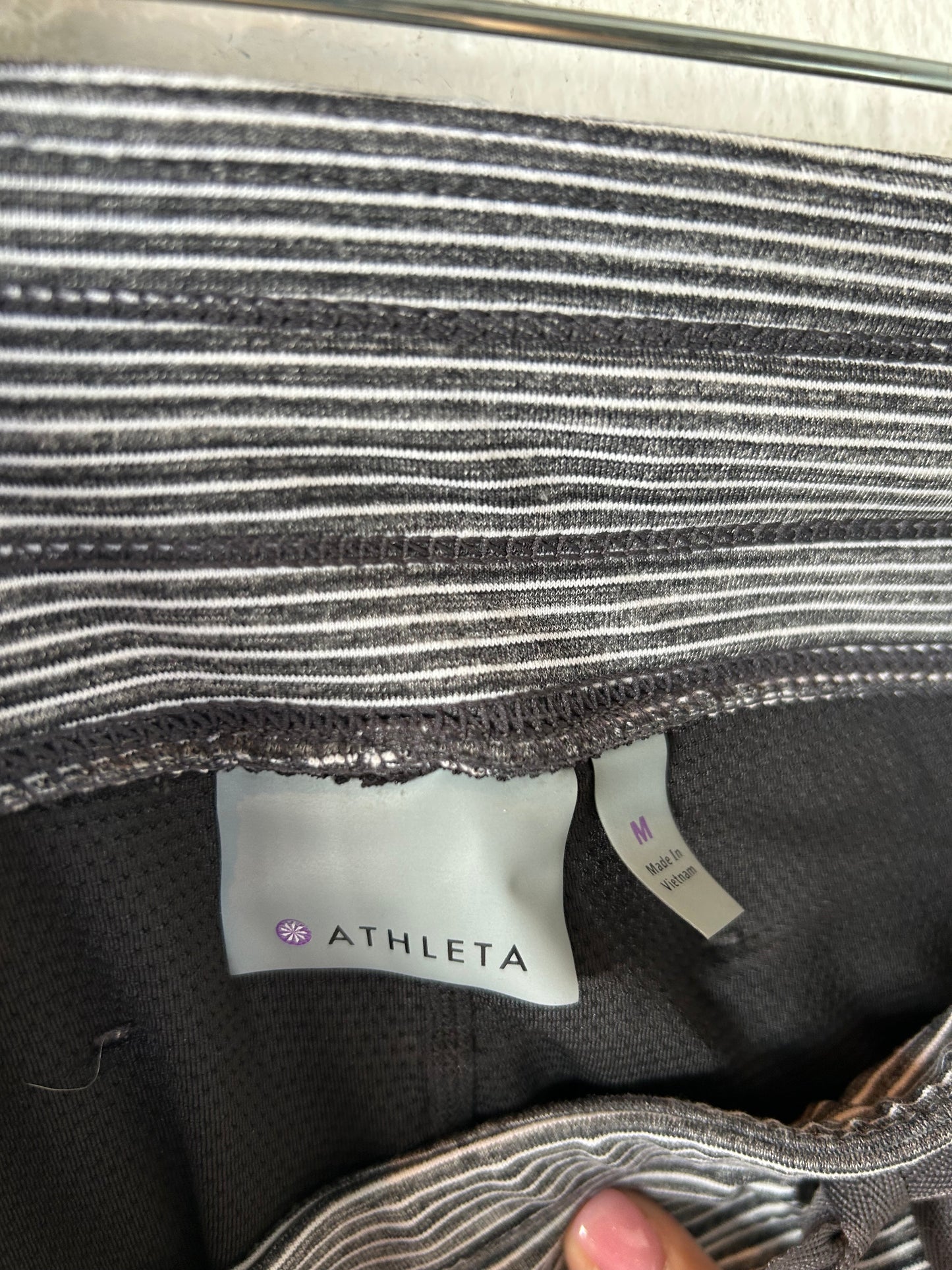 Athletic Skirt By Athleta In Grey & White, Size: 8