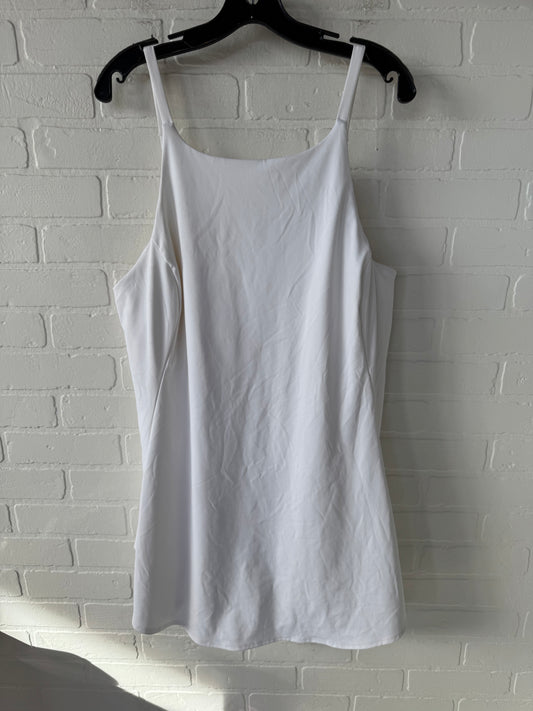 Athletic Dress By Old Navy In White, Size: 2x