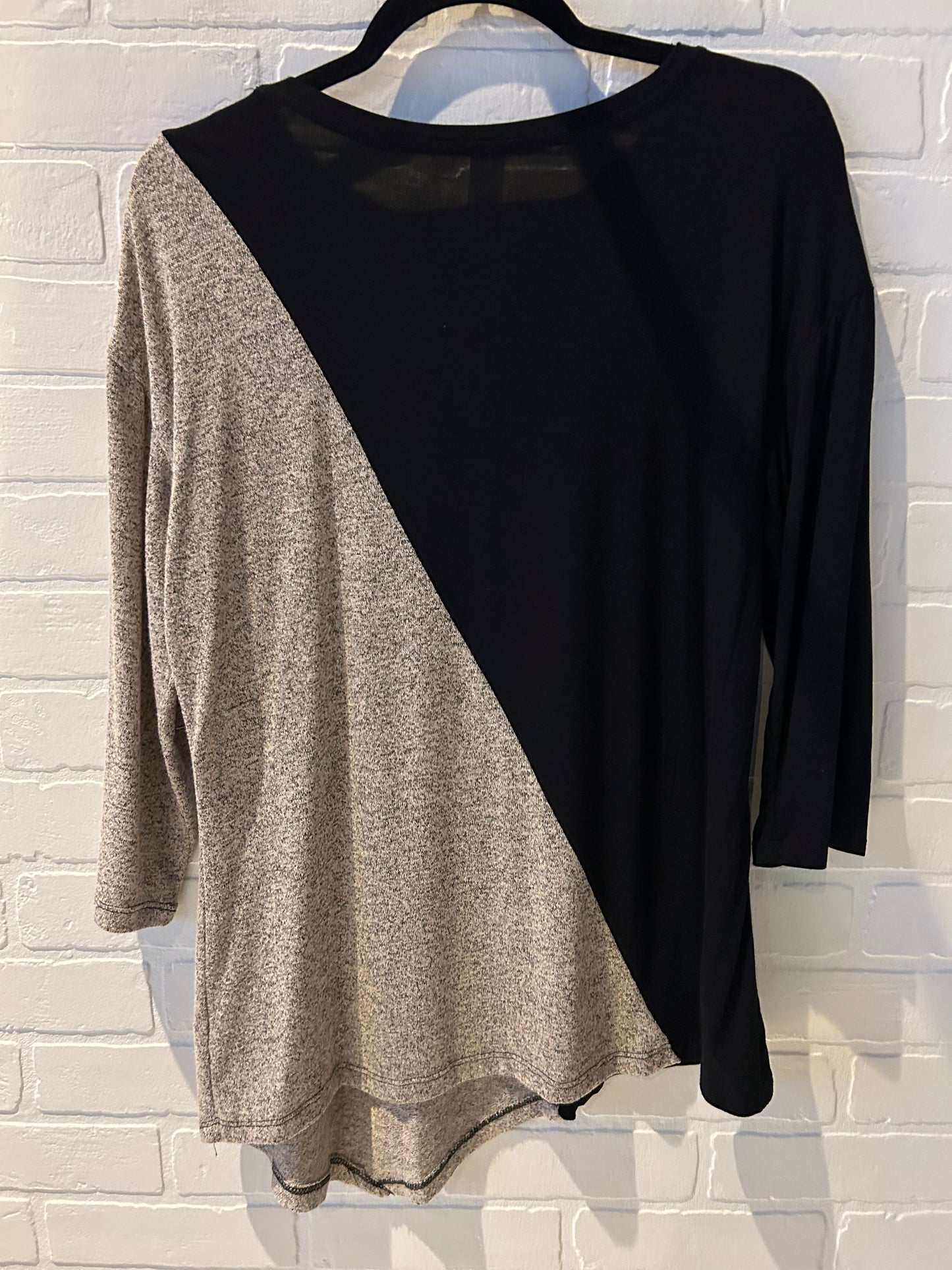 Top Long Sleeve By Thomas & Olivia In Black & Brown, Size: S