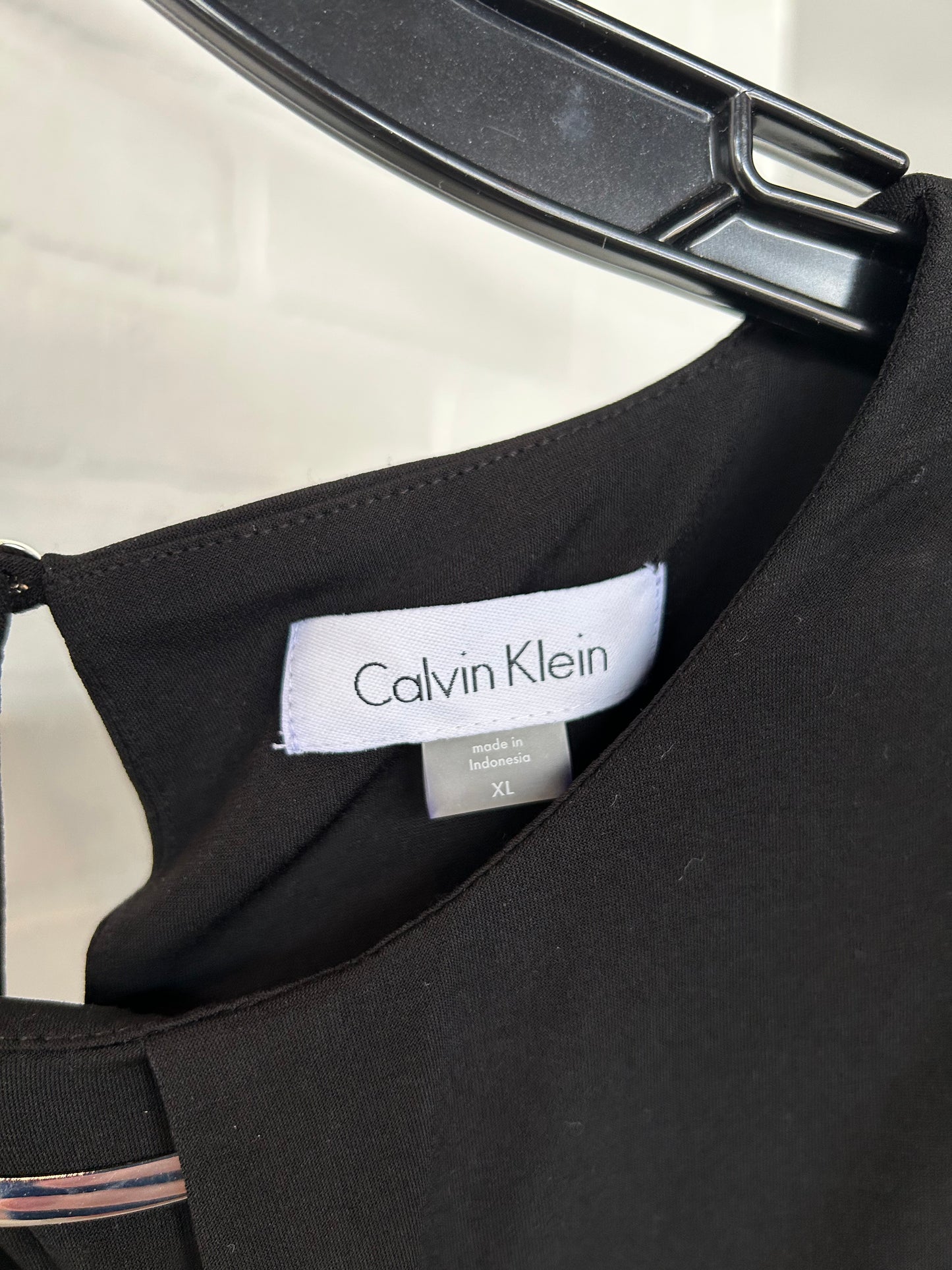 Top Sleeveless By Calvin Klein In Black, Size: Xl