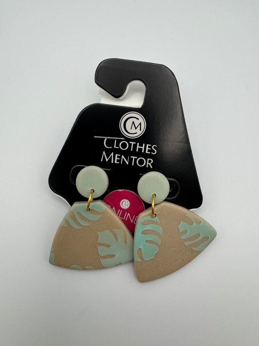Earrings Dangle/drop By Clothes Mentor